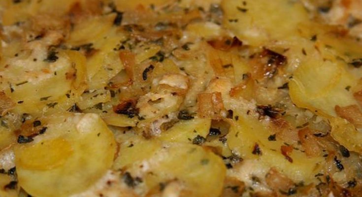 Gratinované zemiaky s cibuľou
