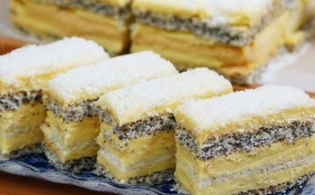 Makový koláč s vanilkovým krémom