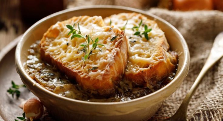 Francúzska cibuľová polievka